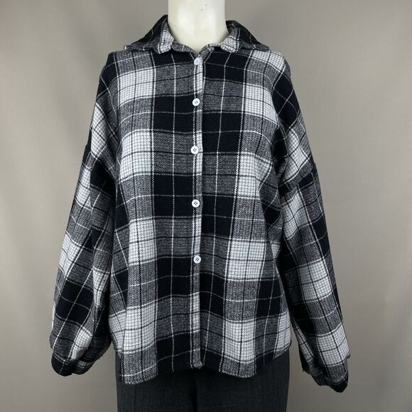 Thick Flannel Button Up High Low Women's M/L Black White Plaid Cozy Lagenlook - Picture 16 of 16